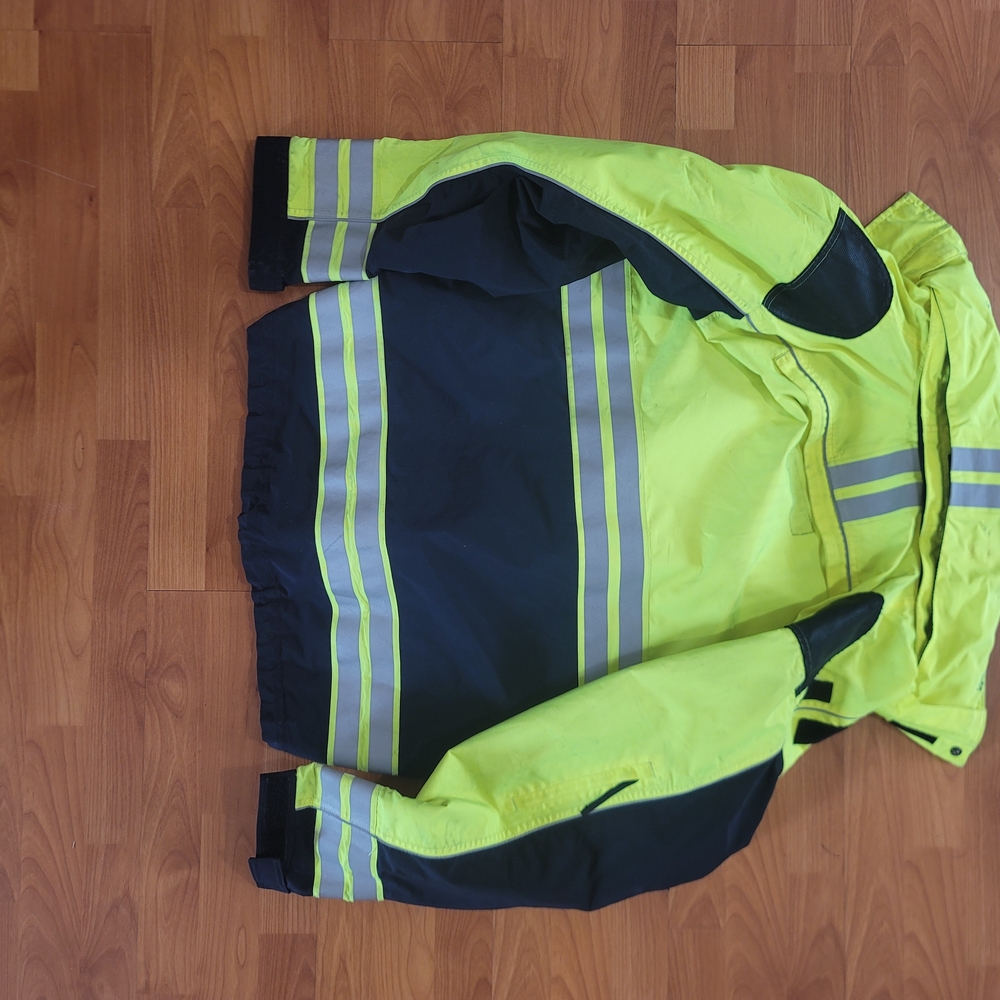 5.11 Tactical Series Jacket - Picture 3 of 5
